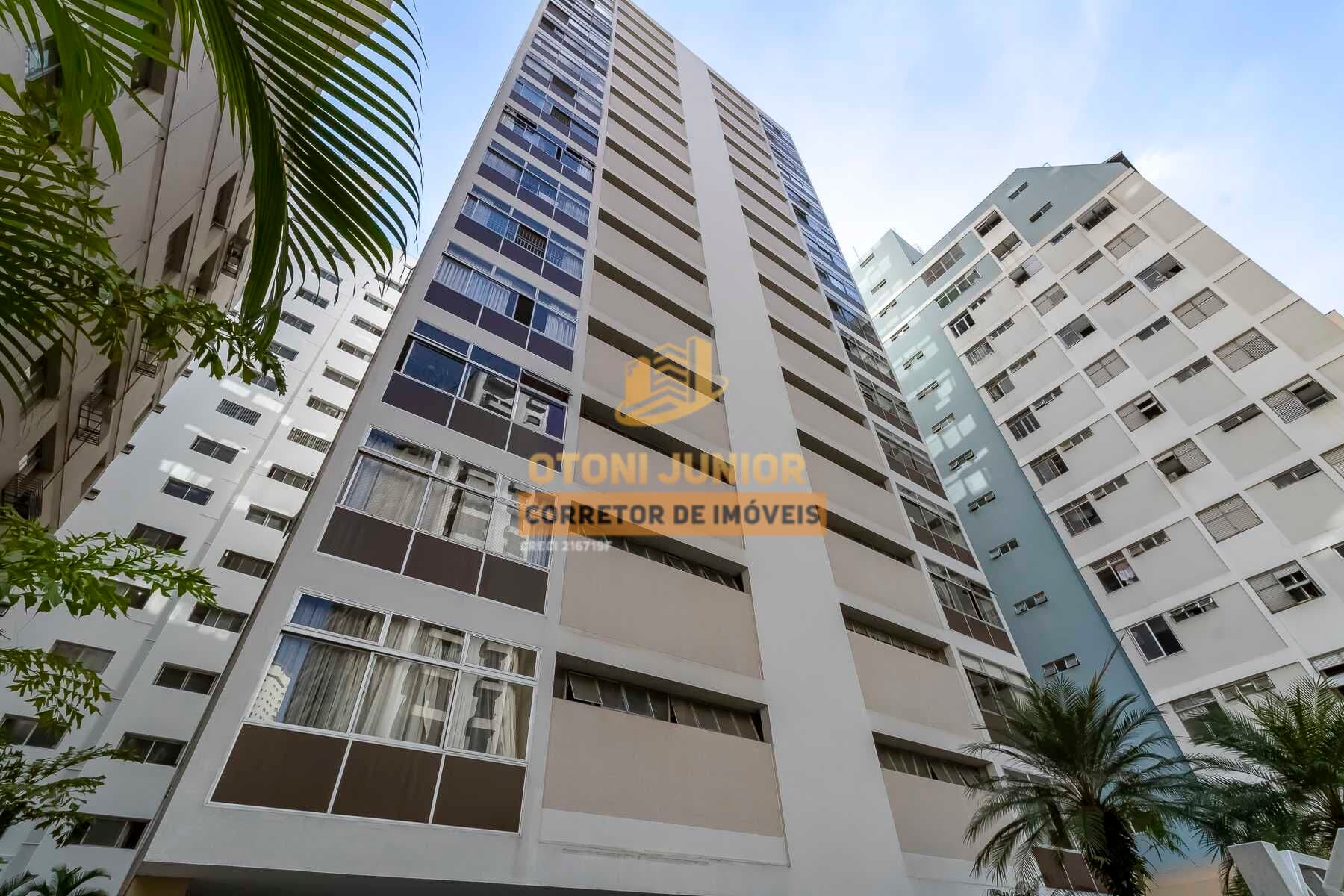 Apartamento reformado, 3 dormitórios sendo 1 suite - 176,05m² - Higienópolis - R$2.200.000,00