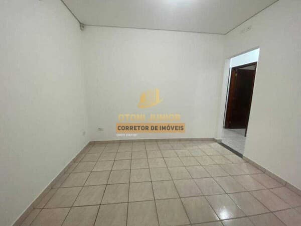 Casa com 2 dormitórios, no bairro da Saude