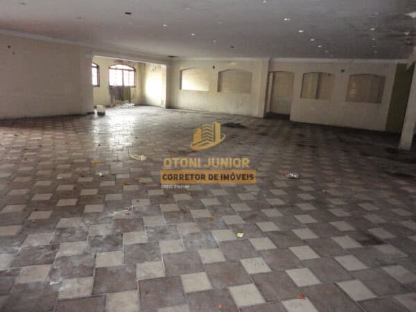 Salão Comercial 467M², Av. Vereador José Diniz