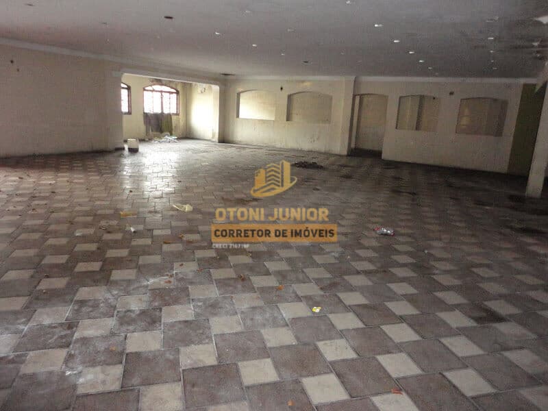 Salão Comercial 467M², Av. Vereador José Diniz