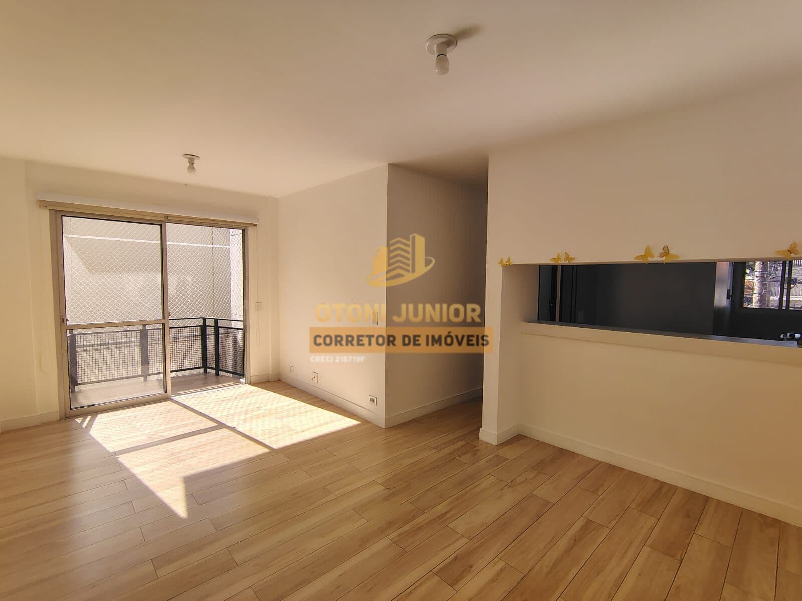 Alugo apartamento no Jardim Sabará