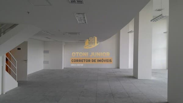 Sala Comercial 264M², Metrô Campo Belo