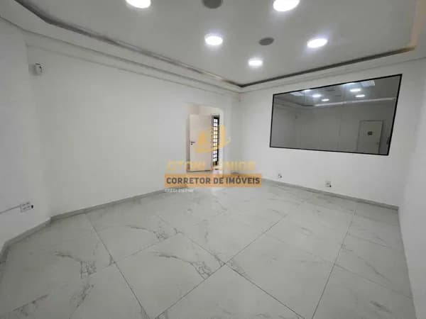 Excelente ponto comercial com 6 salas, 3 banheiros, 1 copa , 2 vagas - Saúde-SP