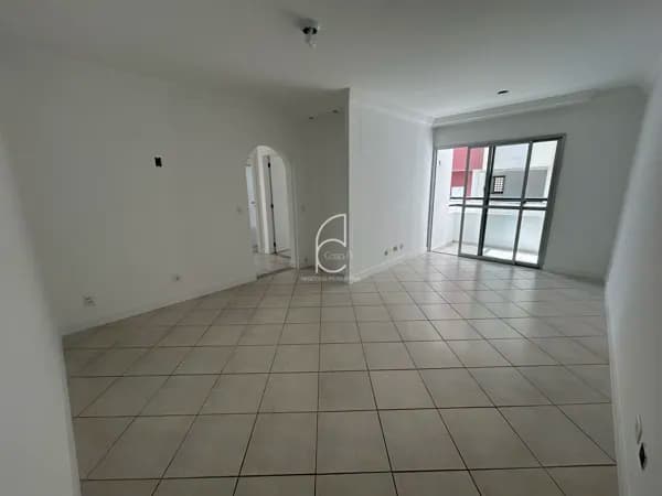 Apartamento 3 dormitórios no Córrego Grande, Florianópolis/SC