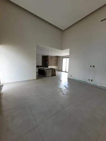 Casa à venda no bairro Praça Alto Umuarama em Uberlândia/MG