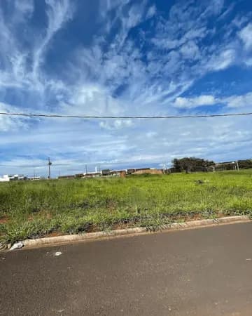 Terreno à venda no bairro Jardim Botânico Araguari em Araguari/MG