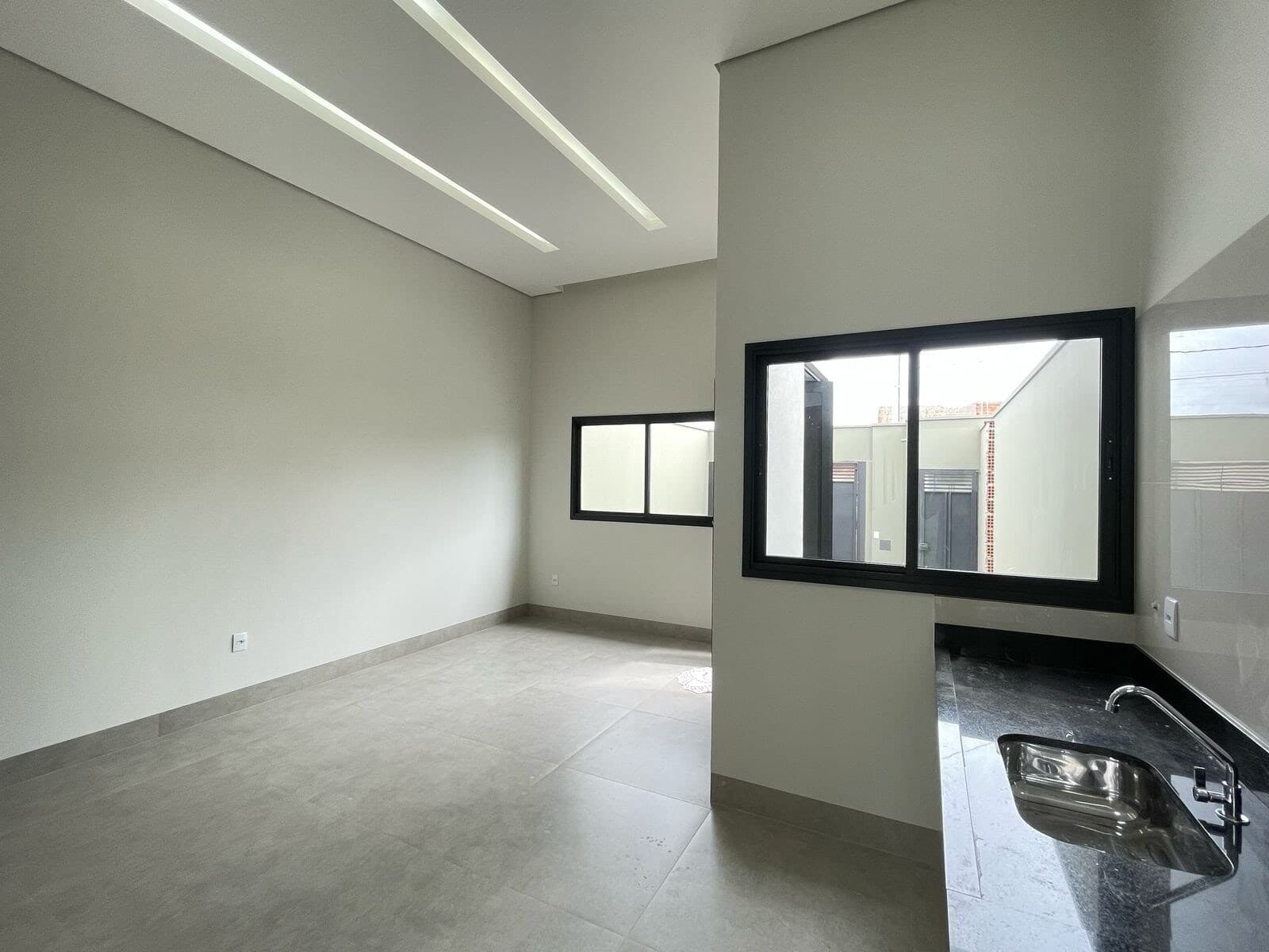 Casa à venda no bairro Quinta Alto Umuarama em Uberlândia/MG