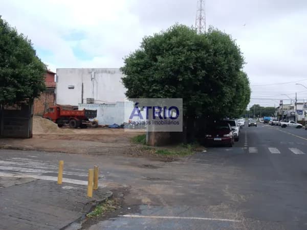 Terreno Bairro Tubalina.