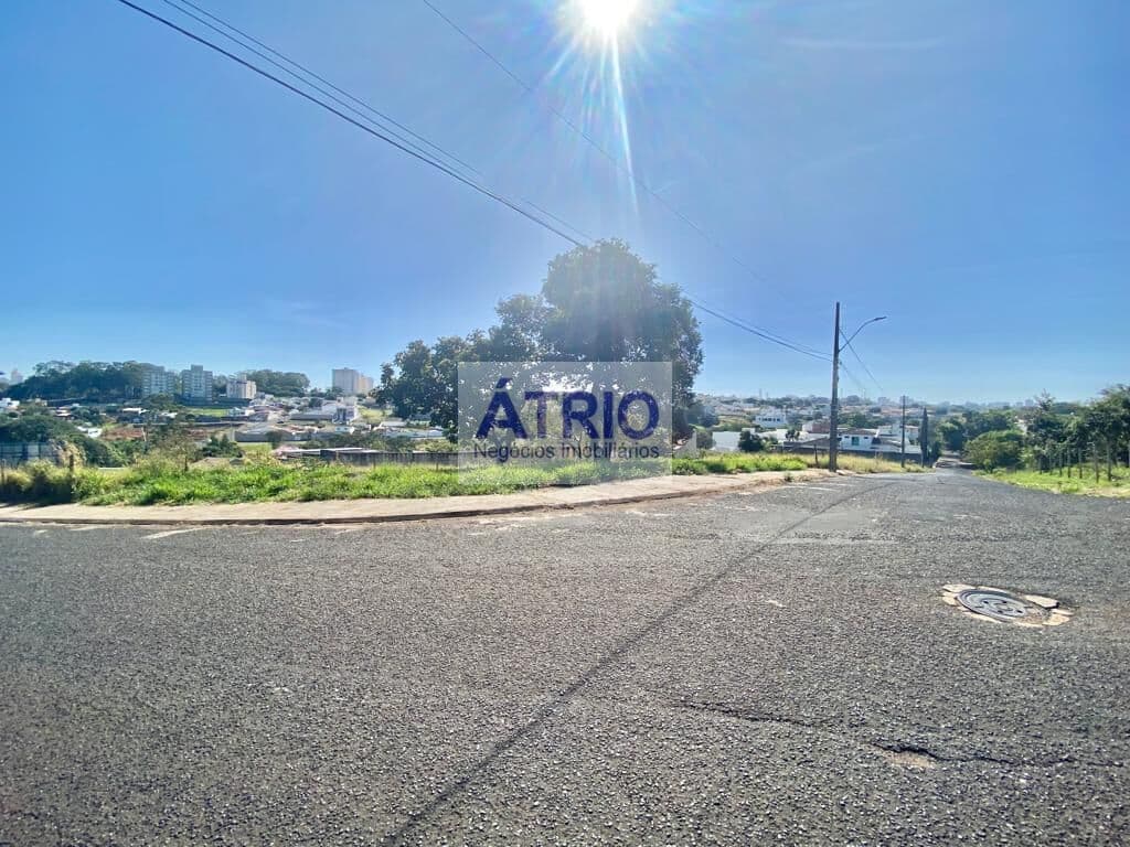 Terreno Lote Bairro Jardim Karaíba.