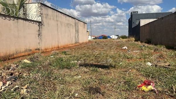 Terreno à venda no bairro Monte Hebron em Uberlândia/MG