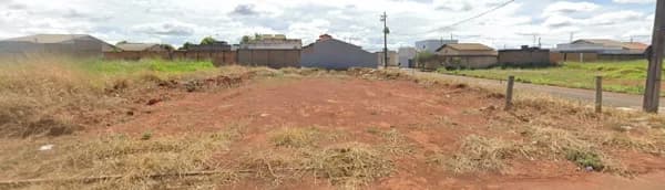 Terreno à venda no bairro Jardim Sucupira em Uberlândia/MG