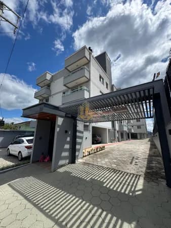 Apartamento à venda, 02 dormitórios, sacada com churrasqueira - Sertão do Maruim, São José/SC
