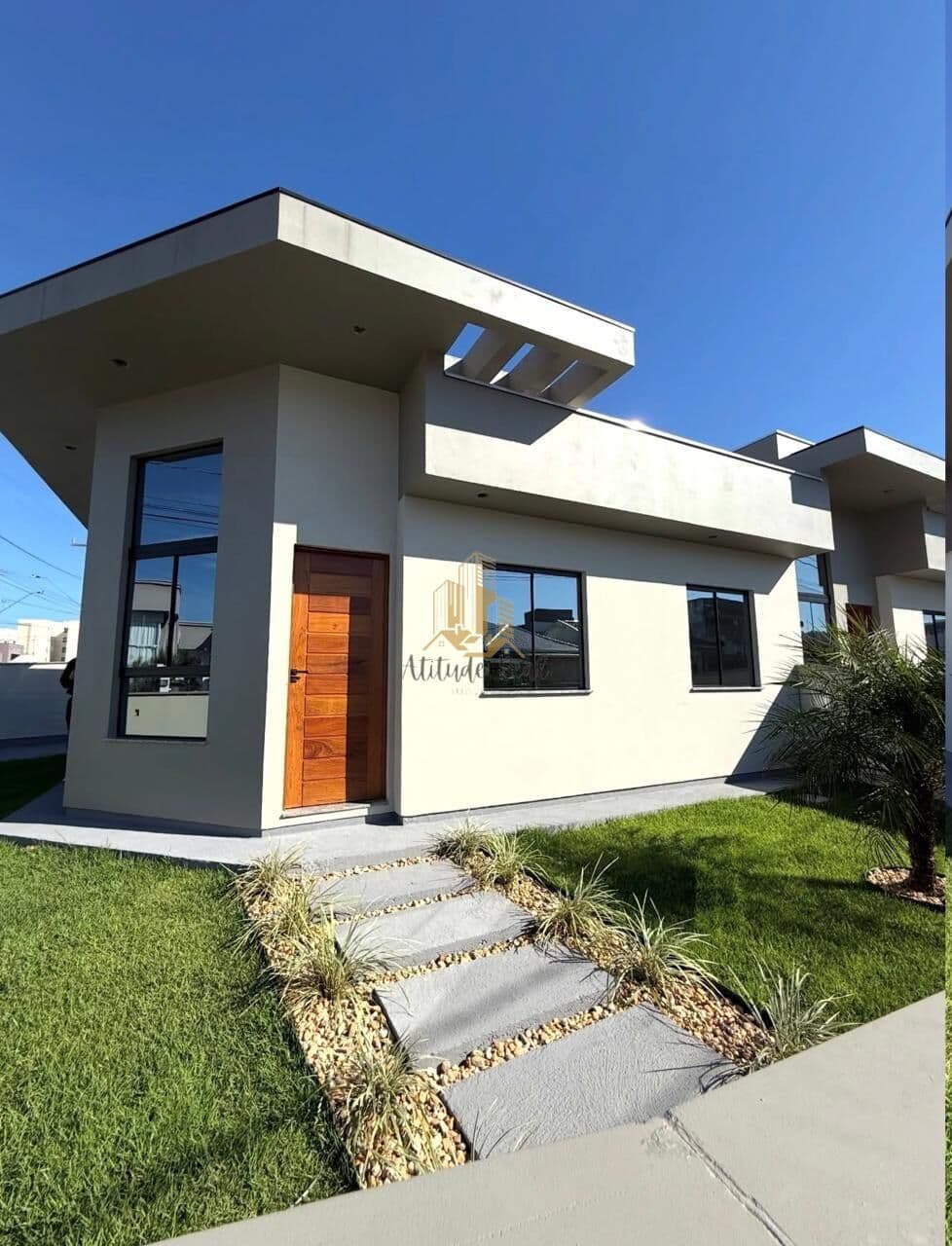Casa Geminada de esquina, nova, pronto para morar, 03 dormitórios, sendo uma suíte, Bela Vista, Palhoça