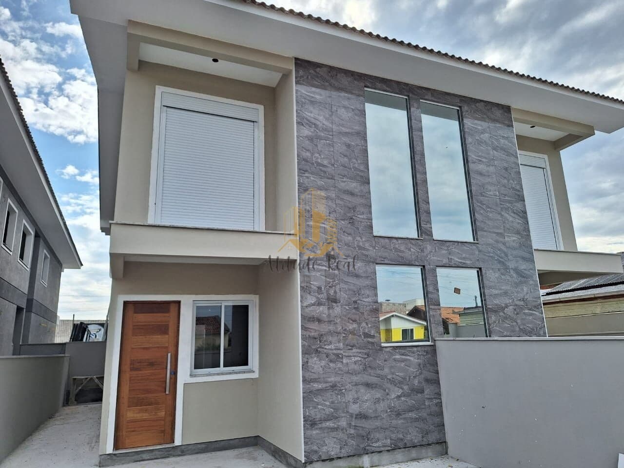 Sobrado geminado com 3 dormitórios à venda, 99,6 m² - Praia Do Sonho (Ens Brito) - Palhoça/SC