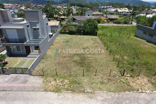 Terreno Plano à Venda no Jardim Panorâmico-Garopaba/SC