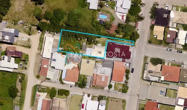 Terreno de 822m² no Centro de Garopaba/SC
