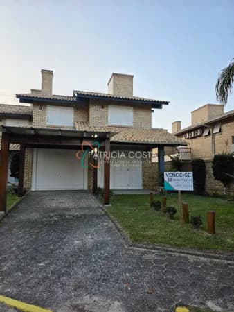 Bela Casa no Condomínio D'Itália no Morrinhos-Garopaba/SC