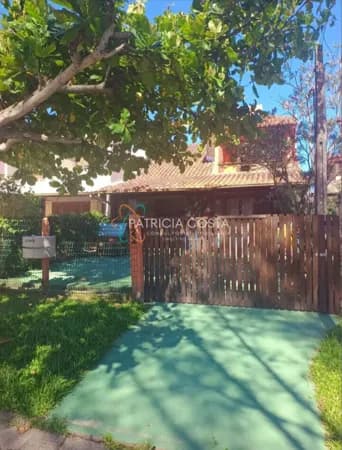 Casa a venda no Bairro Panorâmico, Garopaba/SC