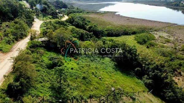 Excelente Terreno com Vista para Lagoa no Macacu-Garopaba/SC