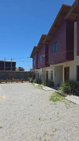 Condomínio Com 8 Sobrados á Venda na Praia do Rosa-Imbituba/SC