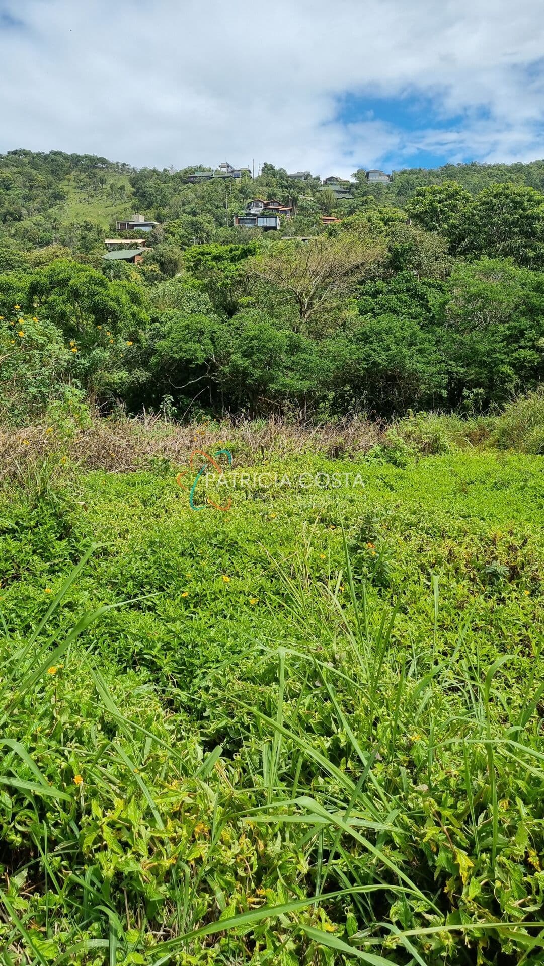 Terreno de Esquina com Escritura na Praia do Silveira — Garopaba/SC