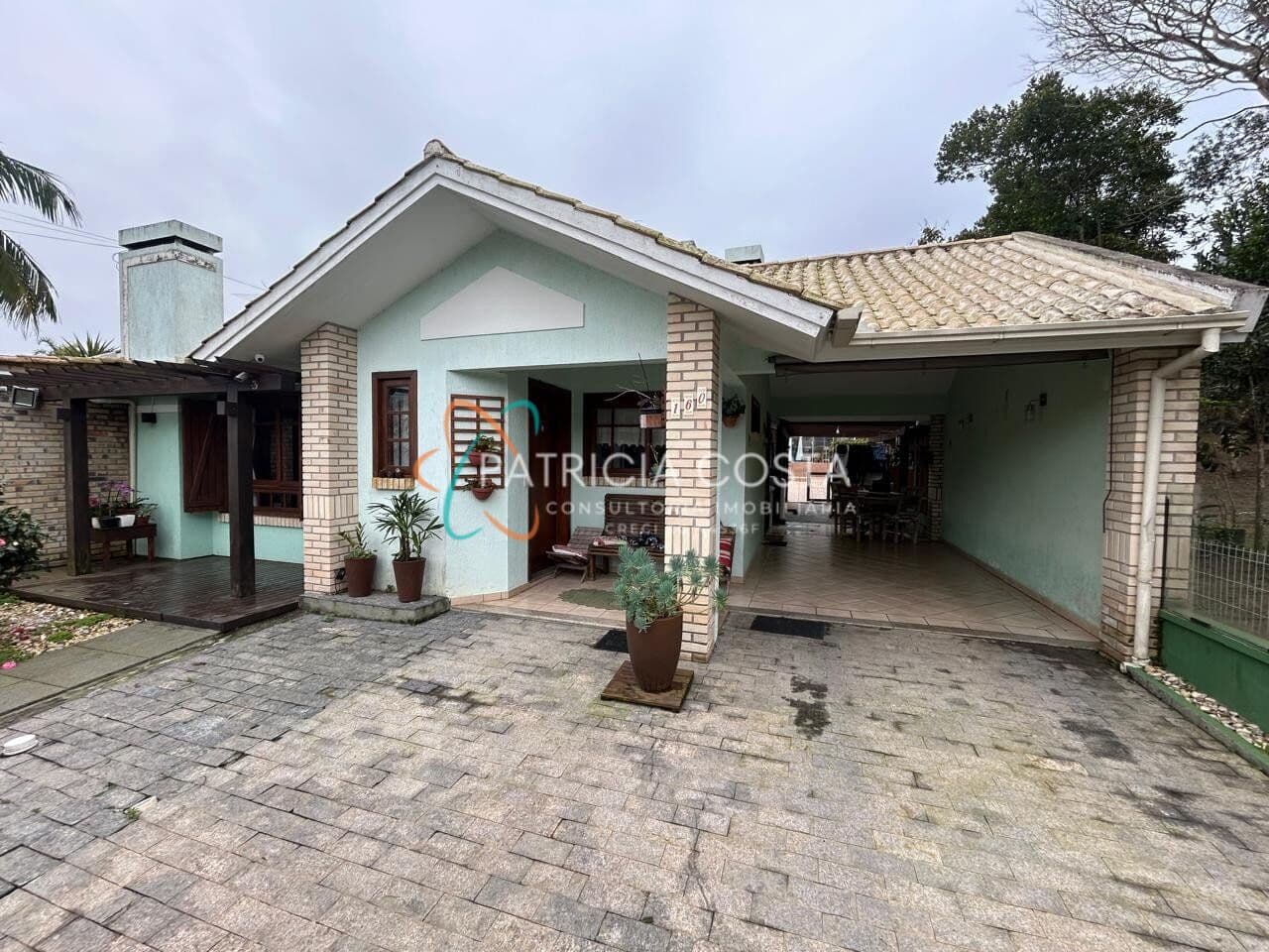 Casa Térrea com Piscina Aquecida no Panorâmico-Garopaba/SC