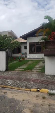 Casa em Quinta dos Acores, Garopaba/SC