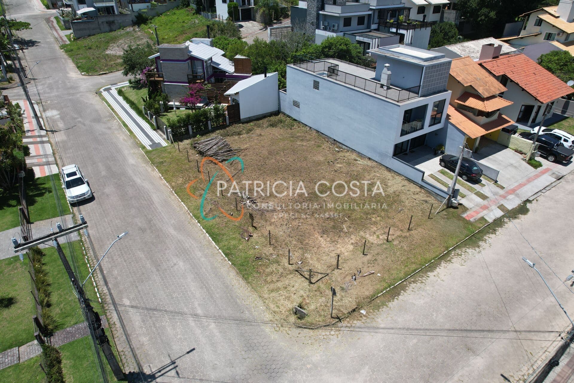 Terreno Esquina à Venda no Jardim Panorâmico em Garopaba/SC