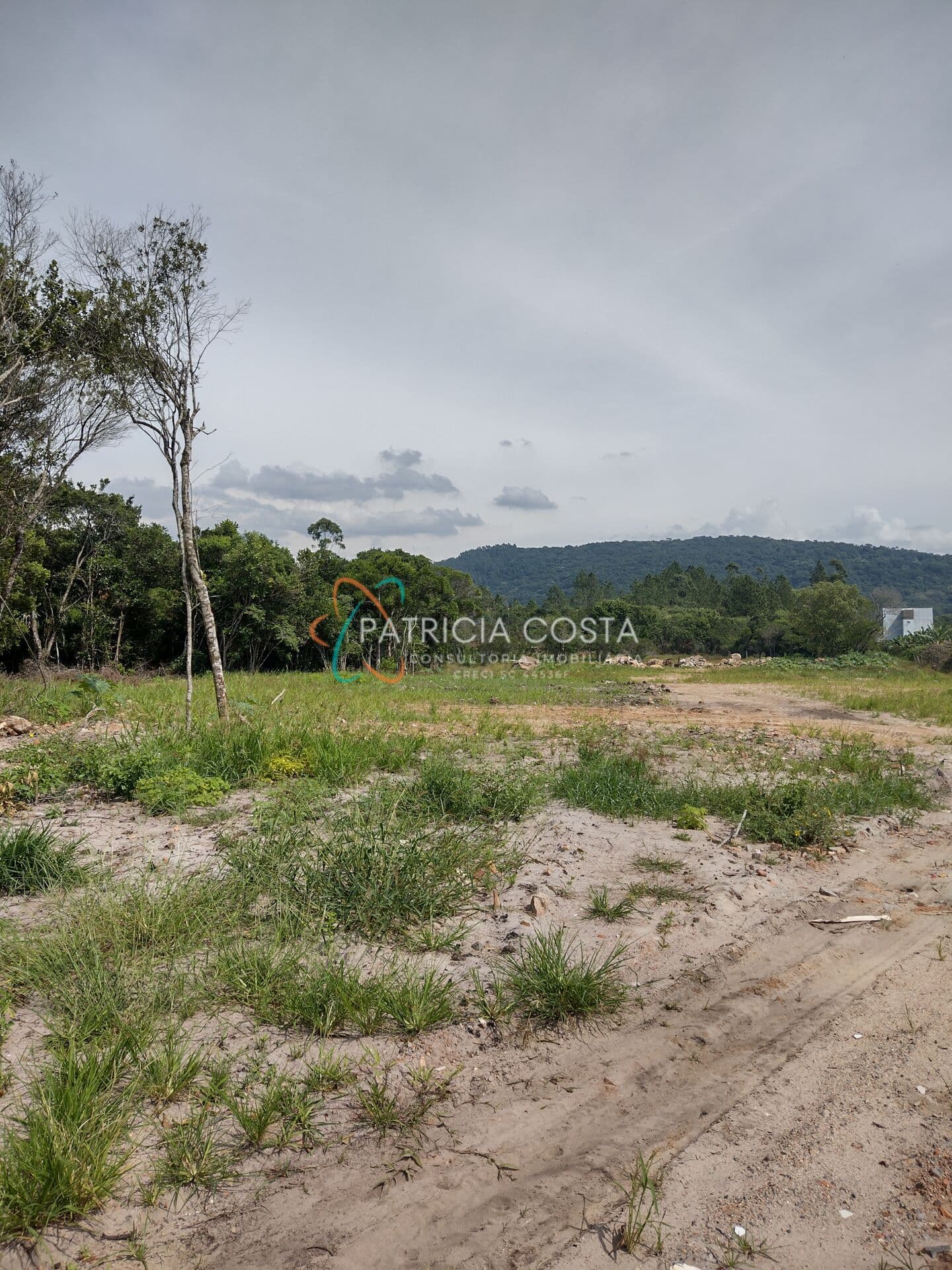 Excelente Terreno com Benfeitoria no sambaqui-Imbituba/SC