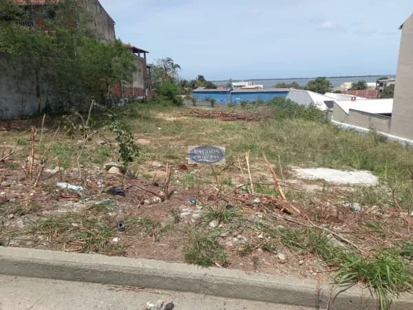Terreno À Venda 720m² em São Pedro da Aldeia/RJ