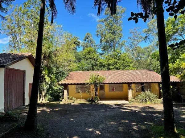 Sítio na altura da parada 117 só 500 metros de estrada de chão