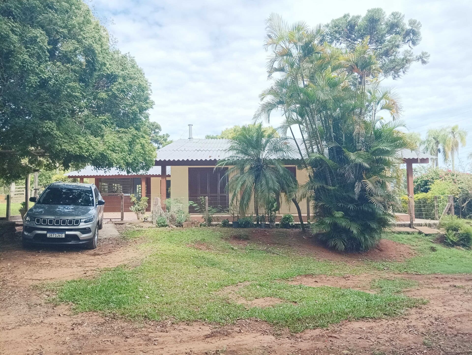 Fazenda/Sítios/Chácaras em Portão - Centro