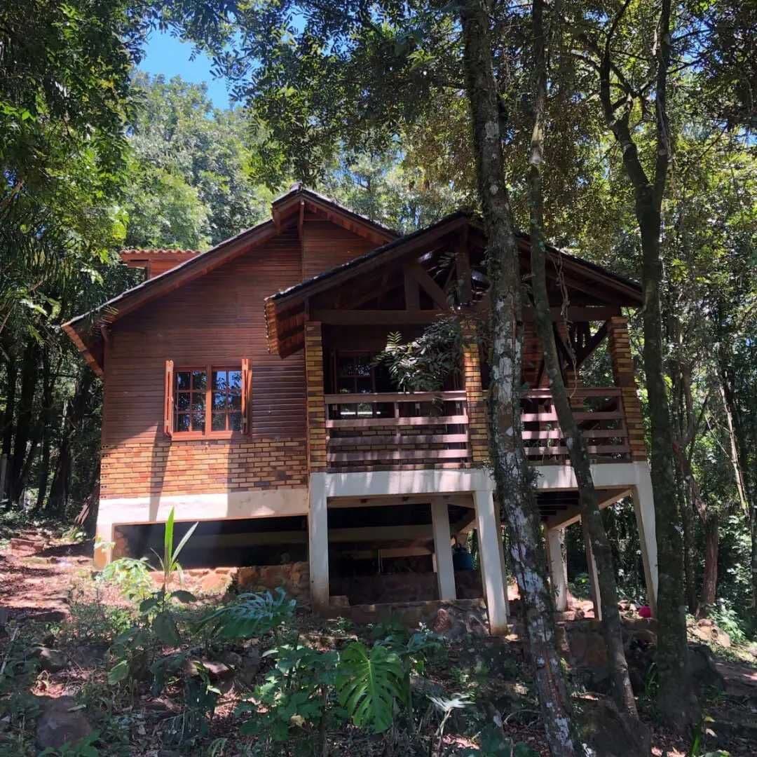 Casa Chalé situada no Condomínio Dom Quixote, parada 117 da rs020 - Taquara / RS