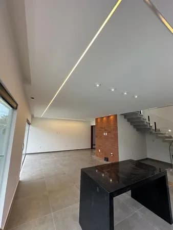 Casa em Niterói - Itaipu