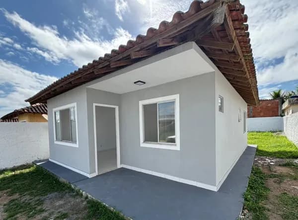 Linda Casa em Condomínio