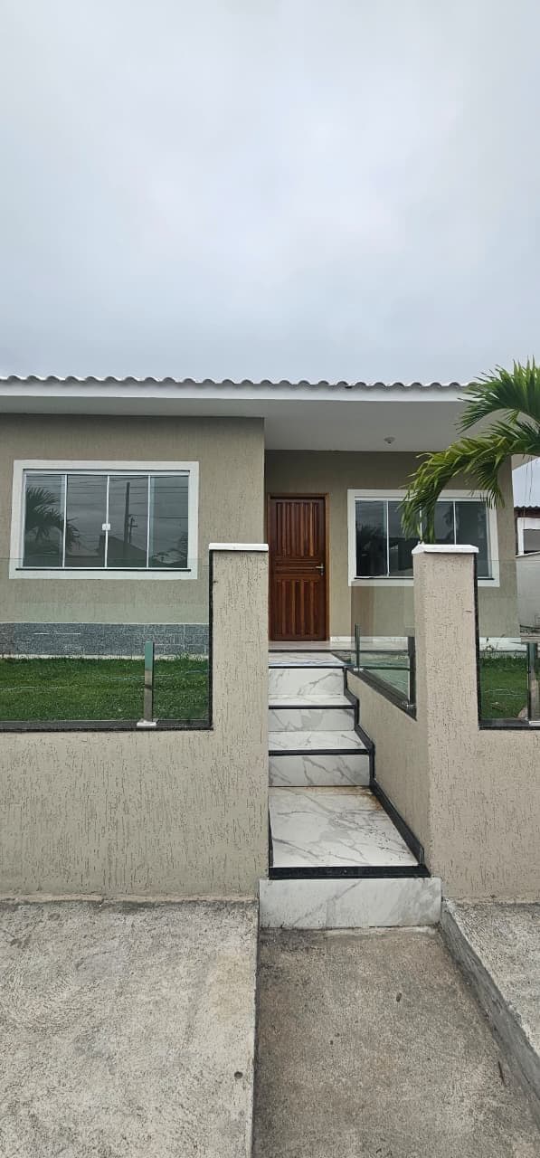 Linda Casa em Condomínio