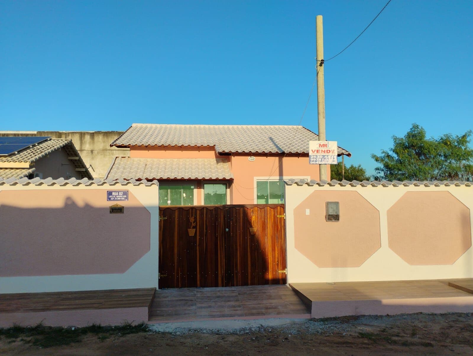 Linda Casa em Condomínio