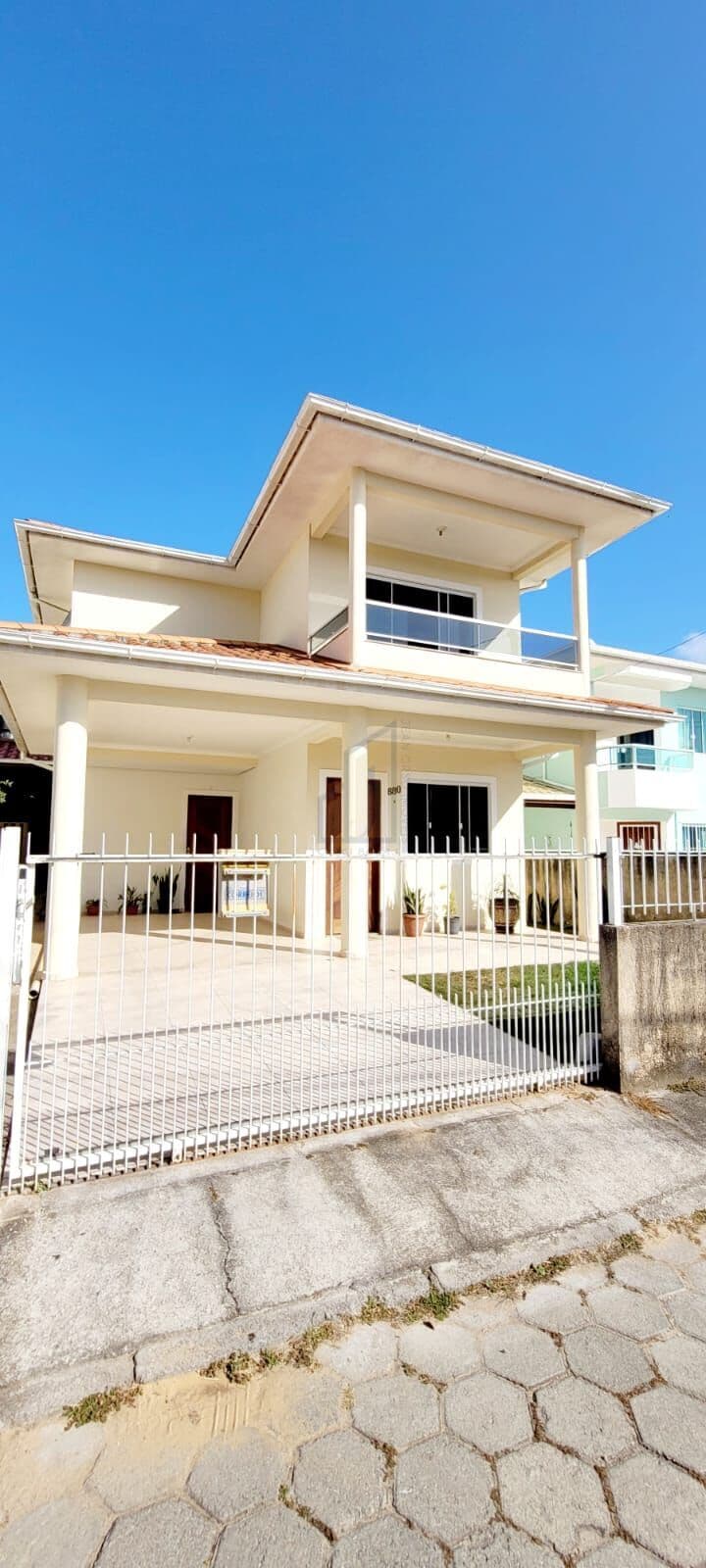 Casa Duplex à venda no Bairro Ingleses