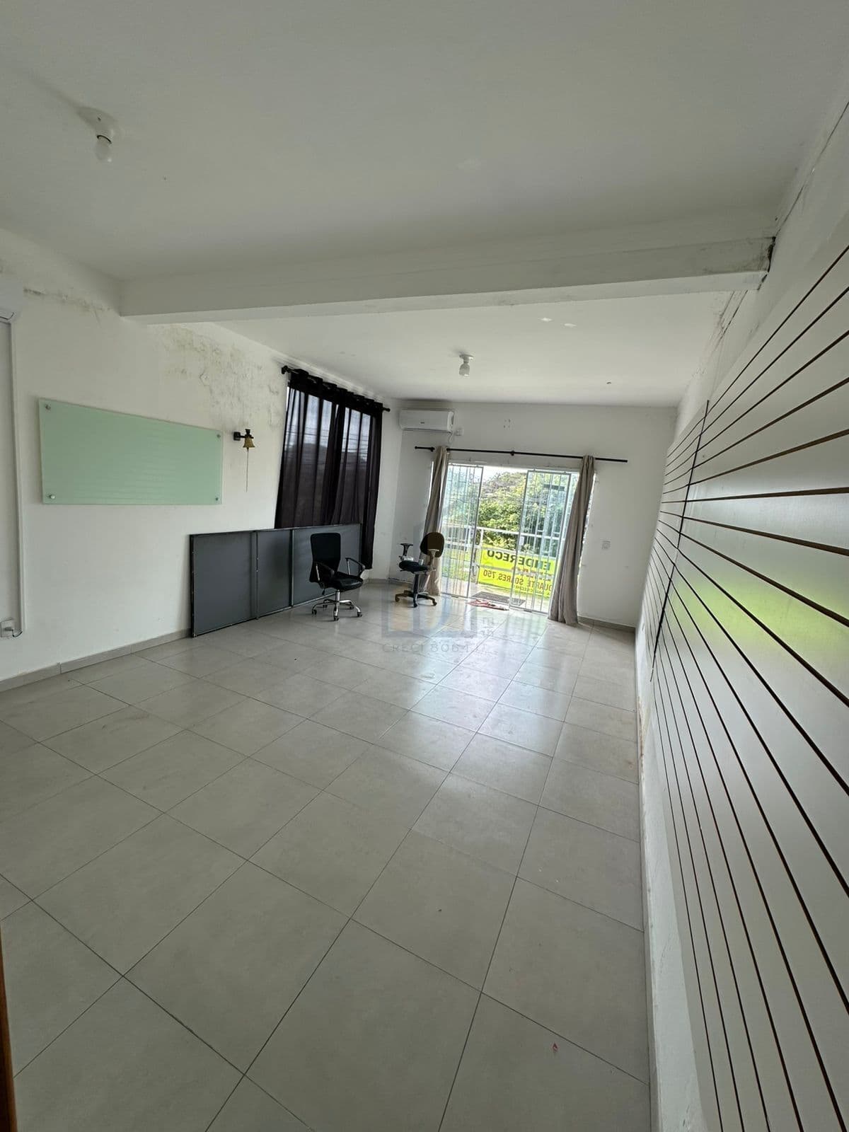 Sala/Conjunto em Florianópolis - São João do Rio Vermelho