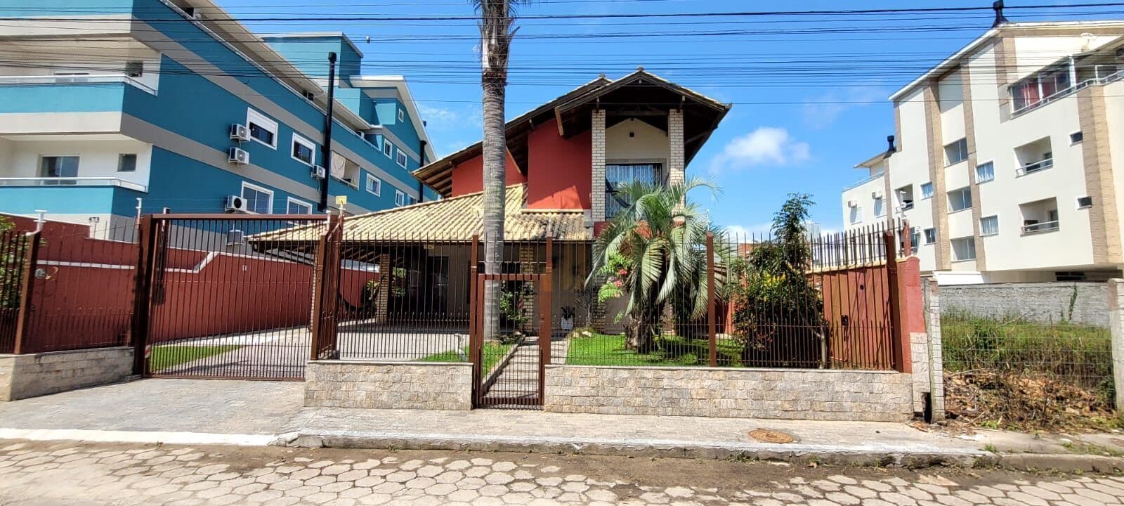 Casa Alto Padrão à venda na Praia dos Ingleses