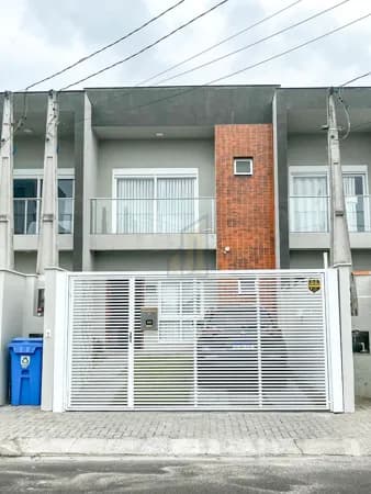 Casa Duplex à Venda na Praia dos Ingleses, Florianópolis/SC