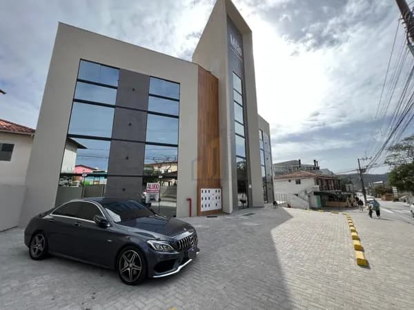 Sala comercial à venda Bairro Ingleses