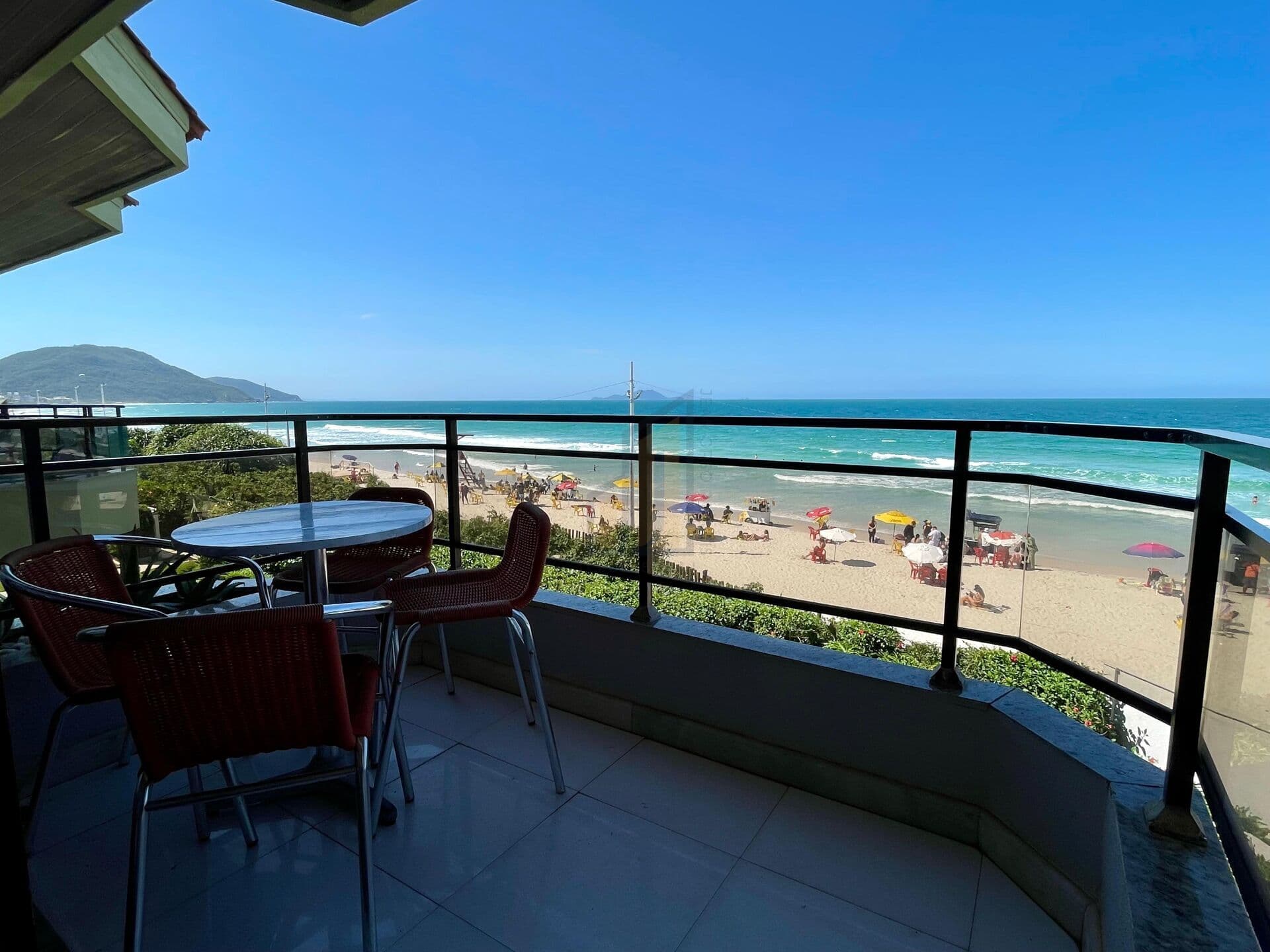 Apartamento Pé na Areia à Venda na Praia dos Ingleses