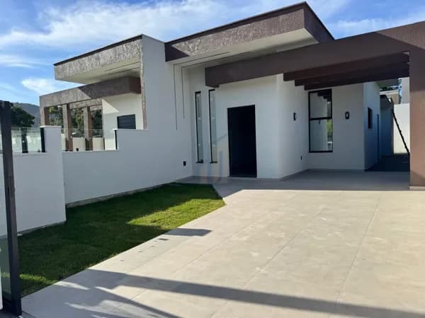 Casa em Florianópolis - São João do Rio Vermelho