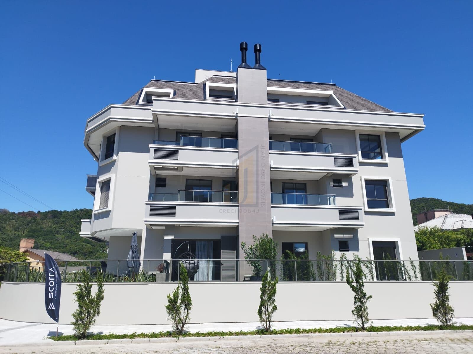 Apartamento Garden Decorado à Venda na Praia dos Ingleses