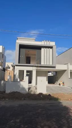 Casa à Venda no Bairro Rio Vermelho, Florianópolis/SC