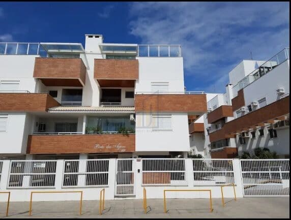 Apartamento à venda na Praia dos Ingleses a 50 metros do mar