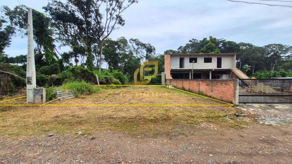 Excelente Terreno Inteiro Limpo Pronto para Construir - Pgto Parcelado