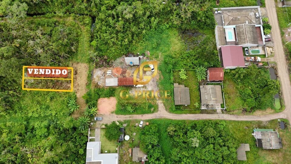 Terreno Acessível Bem Localizado Apenas 700m da Escola