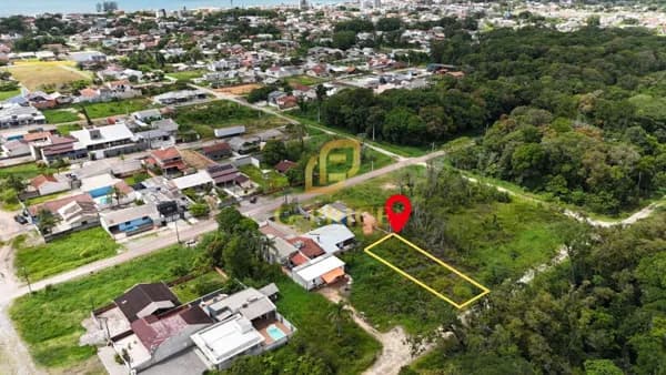 Ótimo Terreno Limpo face Oeste à 300 mts da nova Escola da região